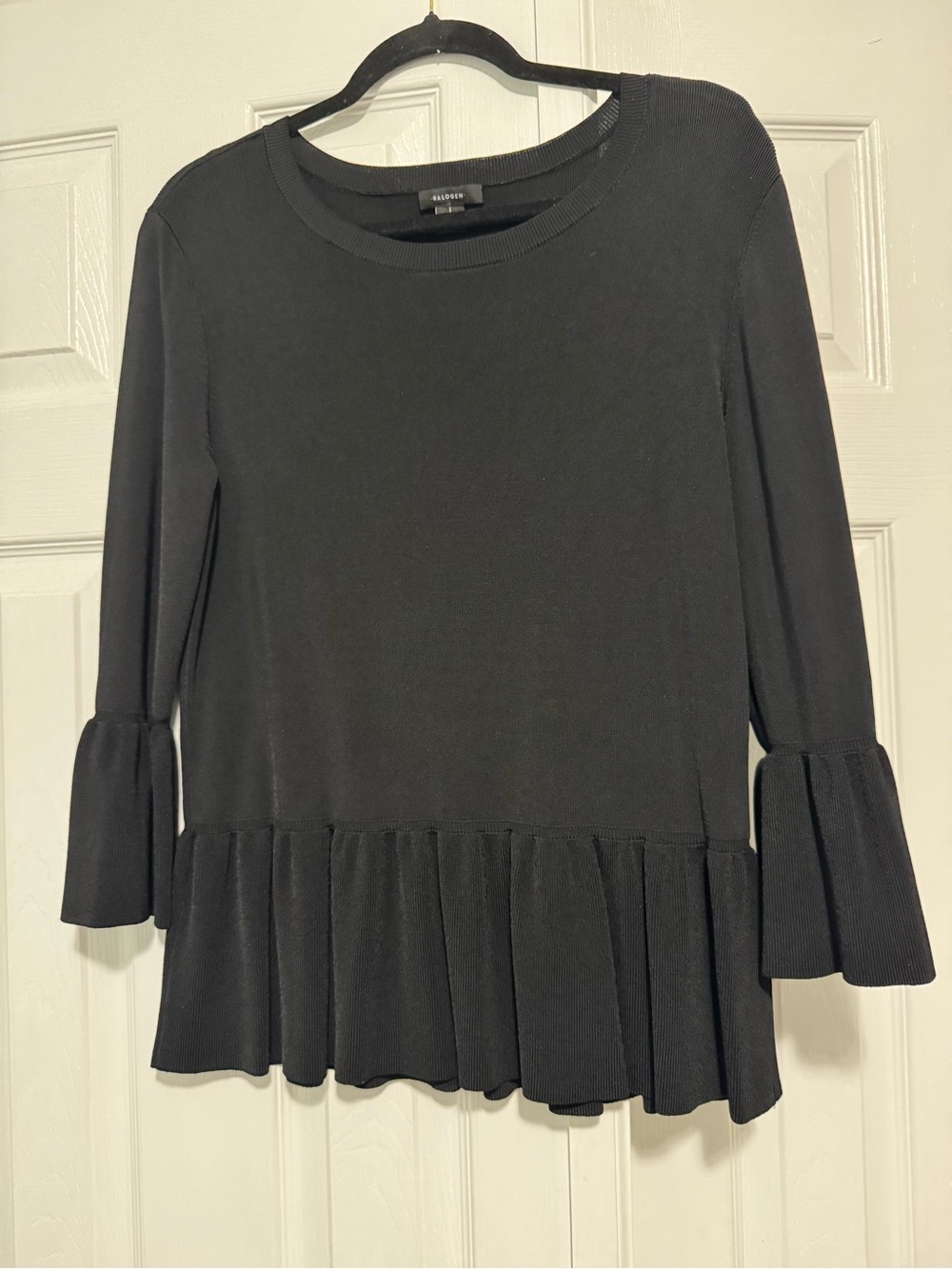 Halogen Black Ruffle Hem‎ Long Sleeve Tunic